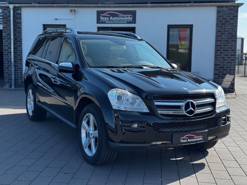 Schwarz Gebraucht 2008 Mercedes GL320 SUV | 9.300 € (Guter Preis) - Bild 1/4