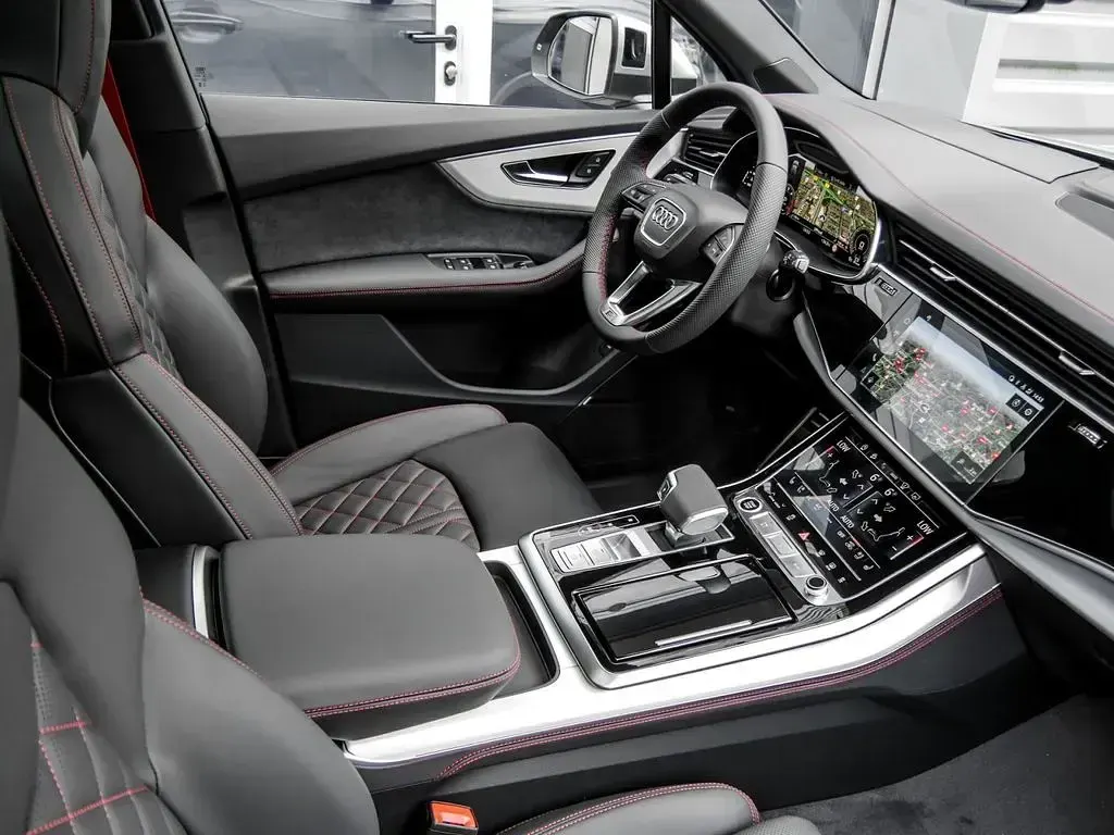 Neu Audi Q7 Business 286 PS (210 kW) 2026 Satellitsilber metallic SUV