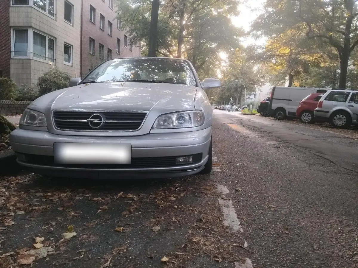 Gebraucht Opel Omega 144 PS (105 kW) 2000 Grau Limousine