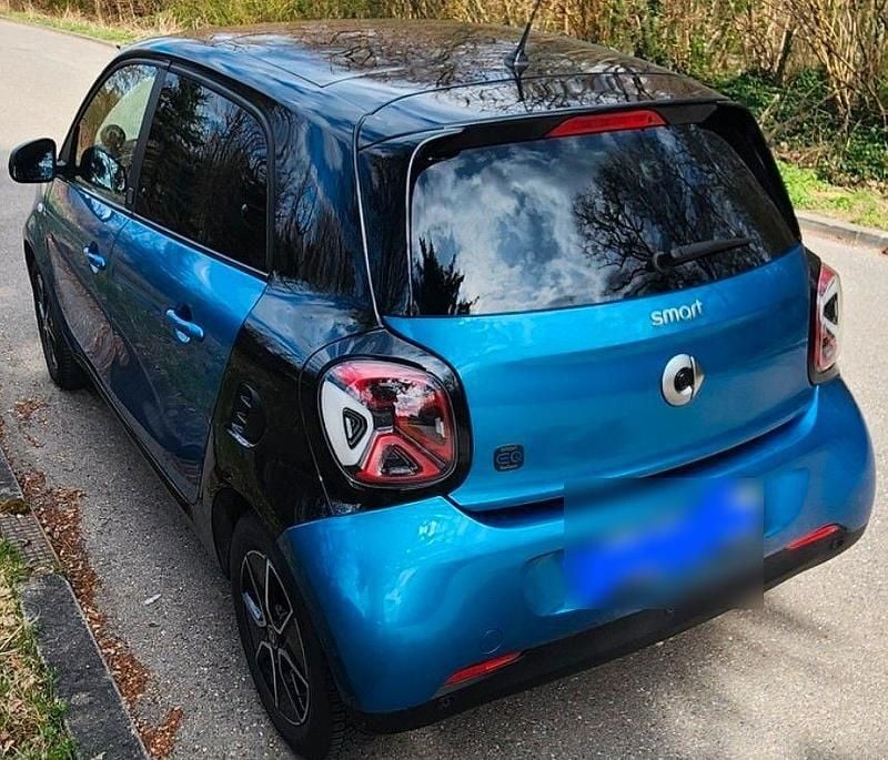 Gebraucht Smart ForFour Electric Drive 60 kW (82 PS) 2020 Blau Kleinwagen
