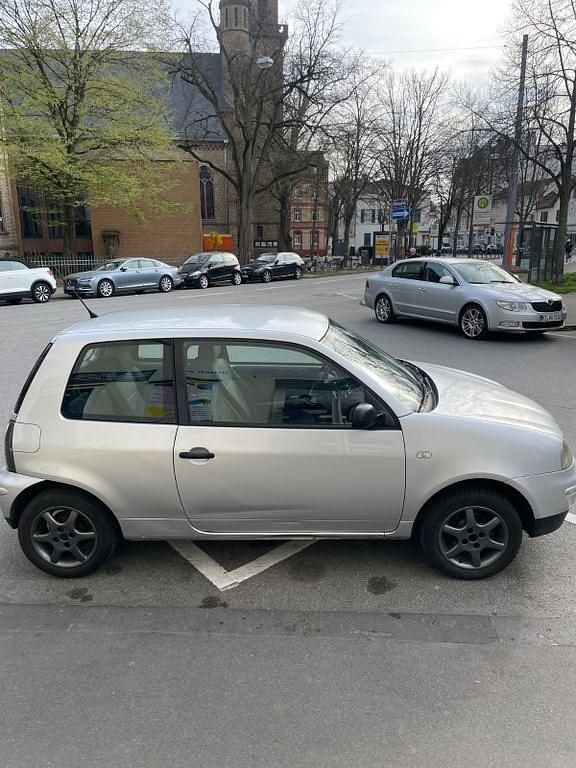 Gebraucht Seat Arosa Basis 50 PS (36 kW) 2004 Silber Kleinwagen
