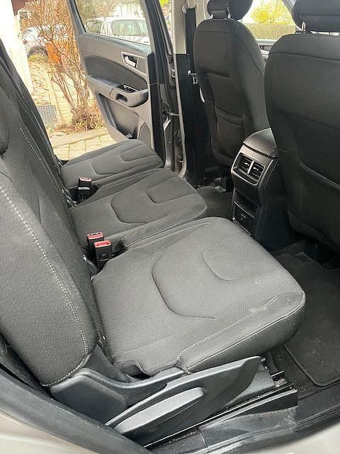 Gebraucht Ford S-MAX Trend 179 PS (131 kW) 2016 Silber Van / Kleinbus