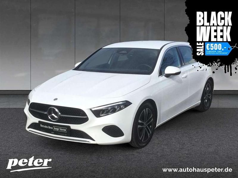 Weiß Gebraucht 2023 Mercedes A220 Progressive Limousine | 31.470 € (Guter Preis) - Bild 1/3