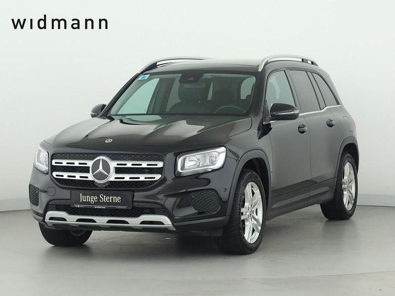 Metalliclack kosmosschwarz Gebraucht 2022 Mercedes GLB220 Style SUV | 28.850 € (Guter Preis) - Bild 1/4