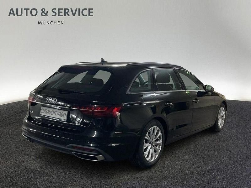 Gebraucht Audi A4 Basis 150 PS (110 kW) 2024 Schwarz Kombi