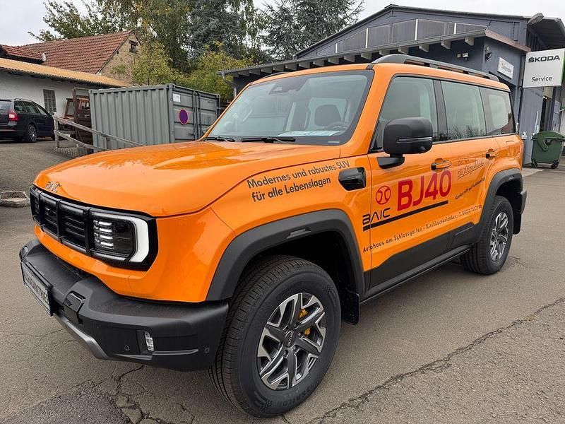 Neu Baic BJ40 234 PS (172 kW) 2025 Orange SUV