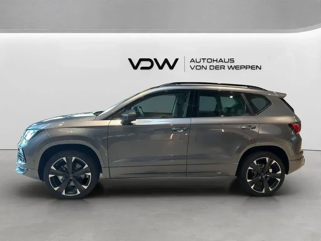 Neu Cupra Ateca 150 PS (110 kW) 2026 Grau SUV