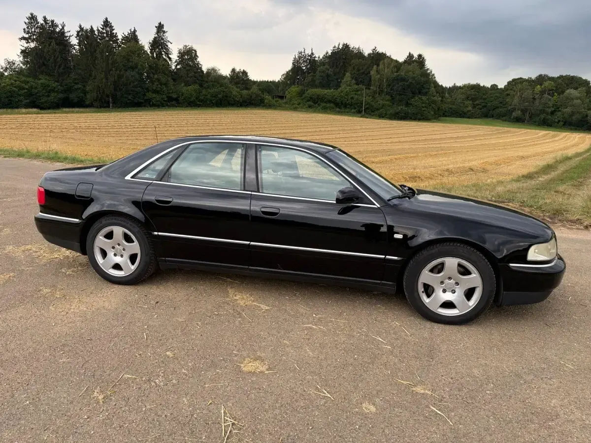 Gebraucht Audi A8 Sport 310 PS (228 kW) 2000 Schwarz Limousine