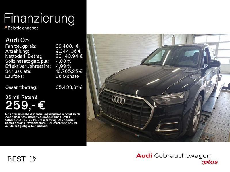 Gebraucht Audi Q5 Ambiente 163 PS (119 kW) 2022 Brillantschwarz SUV