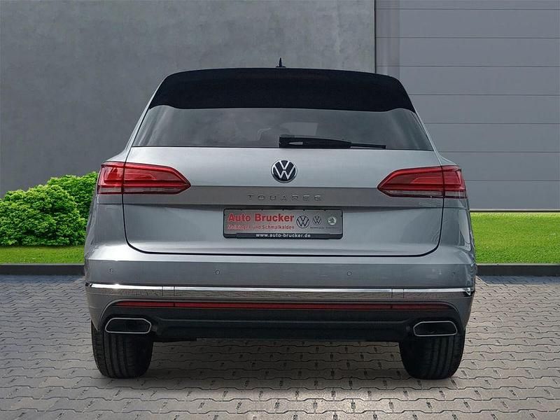 Gebraucht VW Touareg Atmosphere 340 PS (250 kW) 2021 Antimonsilber metallic SUV