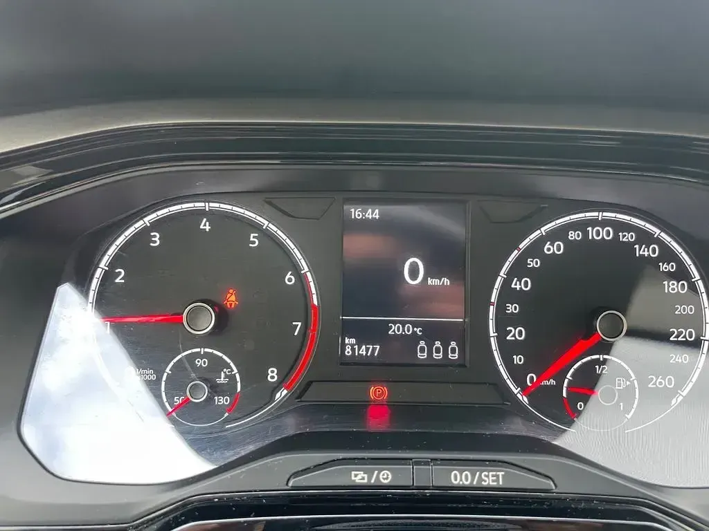 Gebraucht VW Polo Comfortline 75 PS (55 kW) 2018 Weiß Kleinwagen