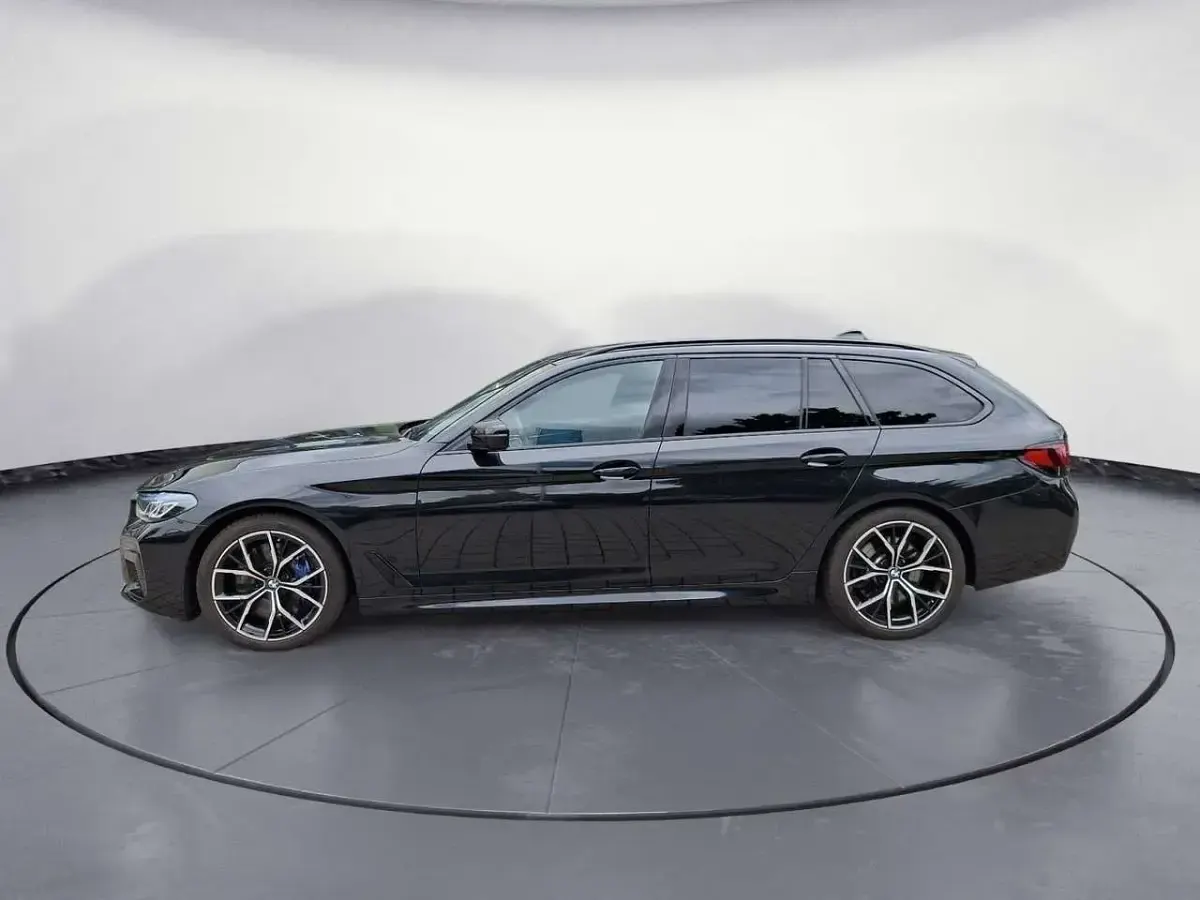 Gebraucht BMW 540 M Sport 340 PS (250 kW) 2022 Schwarz Kombi