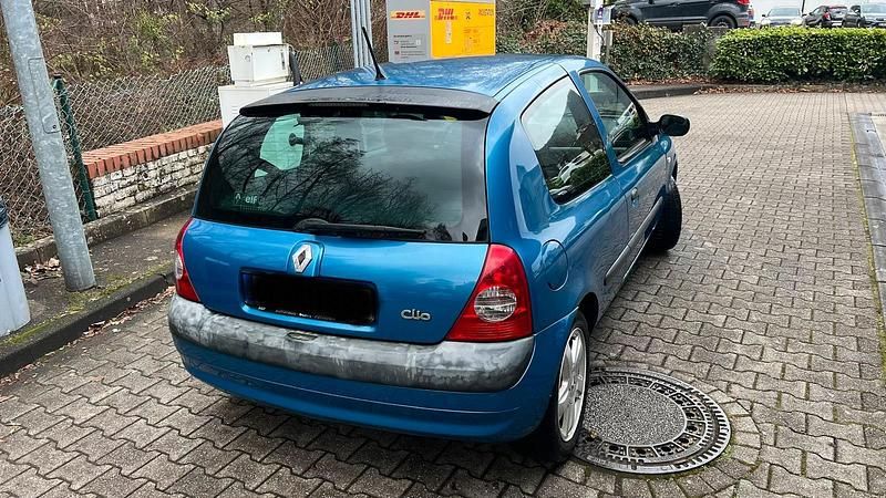 Gebraucht Renault Clio II 75 PS (55 kW) 2003 Blau Kleinwagen