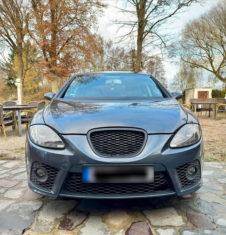 Occasion Seat Leon 125 ch (91 kW) 2008 Gris Citadine