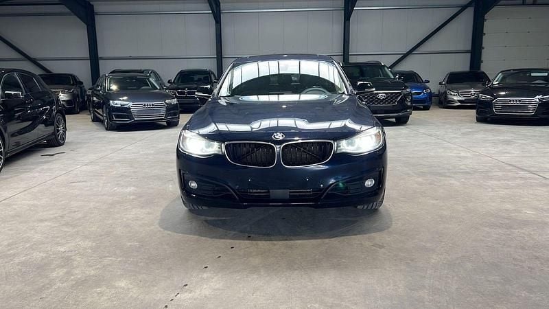 Gebraucht BMW 330 Gran Turismo Sport Line 258 PS (189 kW) 2016 Blau Limousine