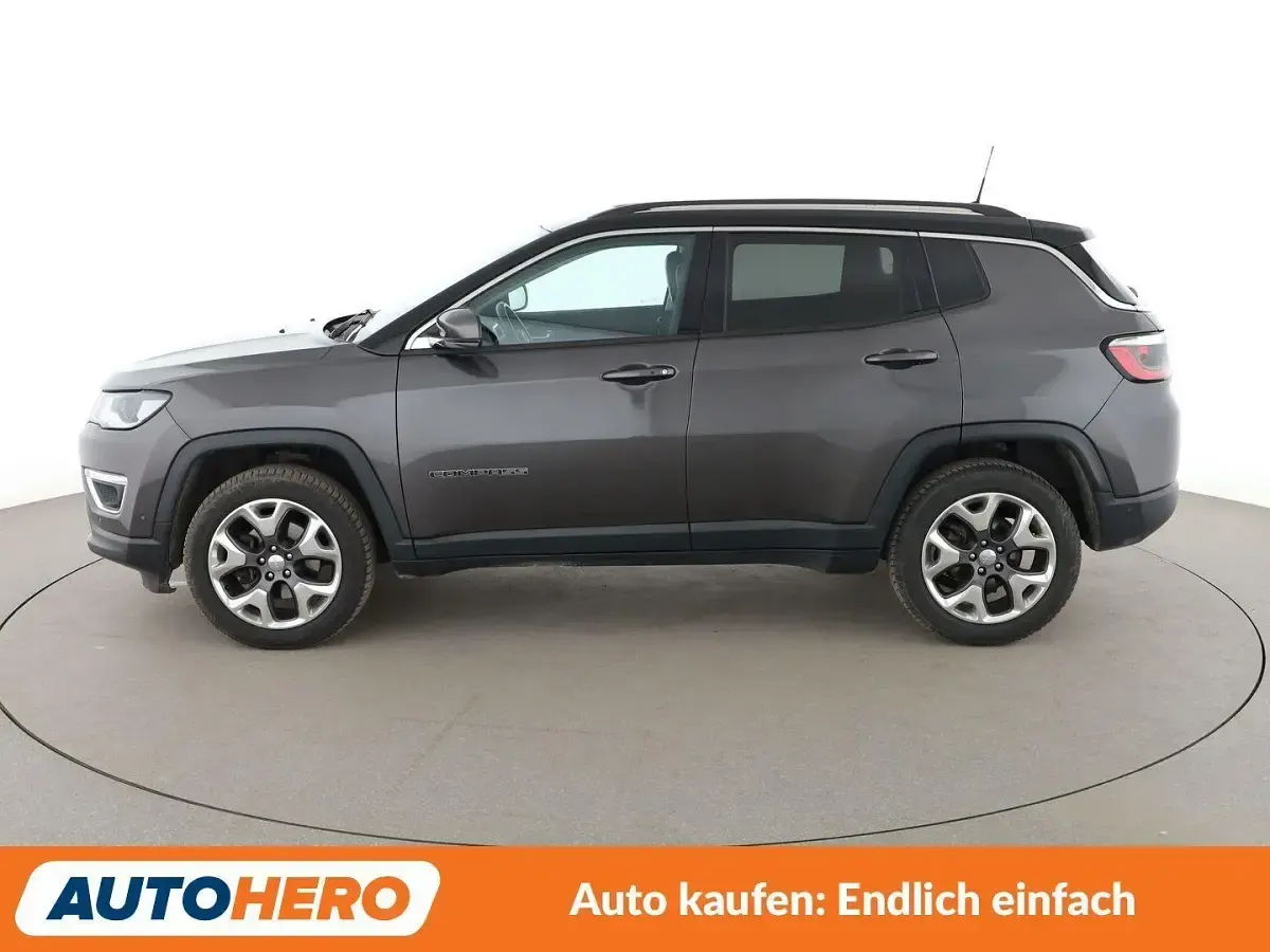 Usado Jeep Compass Limited 170 HP (125 kW) 2020 Castanho SUV