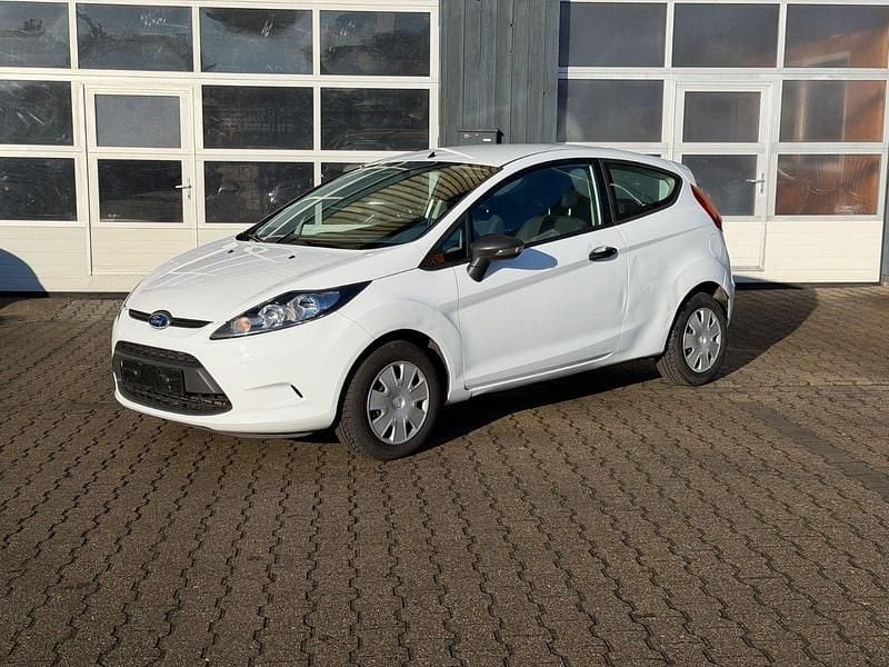 Weiß Gebraucht 2009 Ford Fiesta Ambiente Kleinwagen | 3.000 € (Superpreis) - Bild 1/4