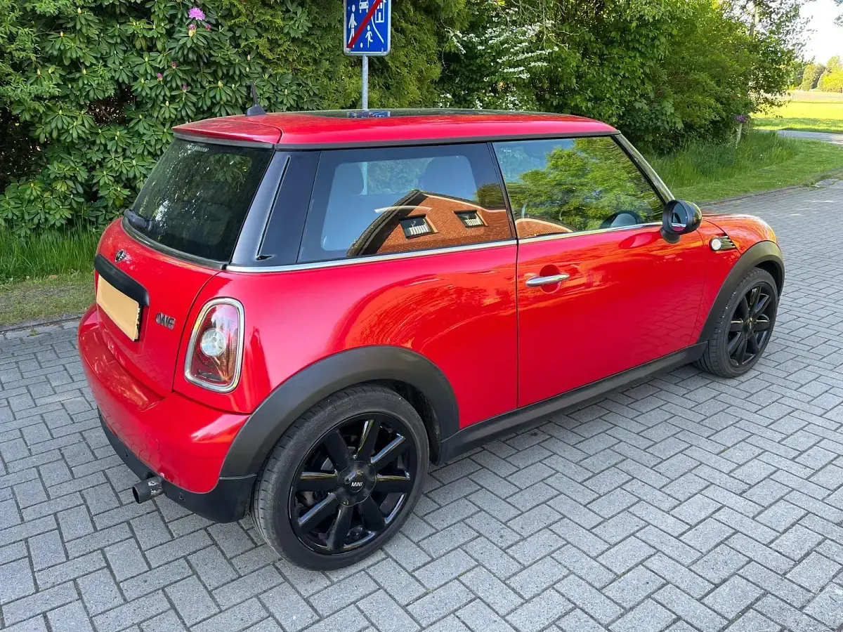 Brugt Mini ONE 75 HK (55 kW) 2009 Rød Hatchback