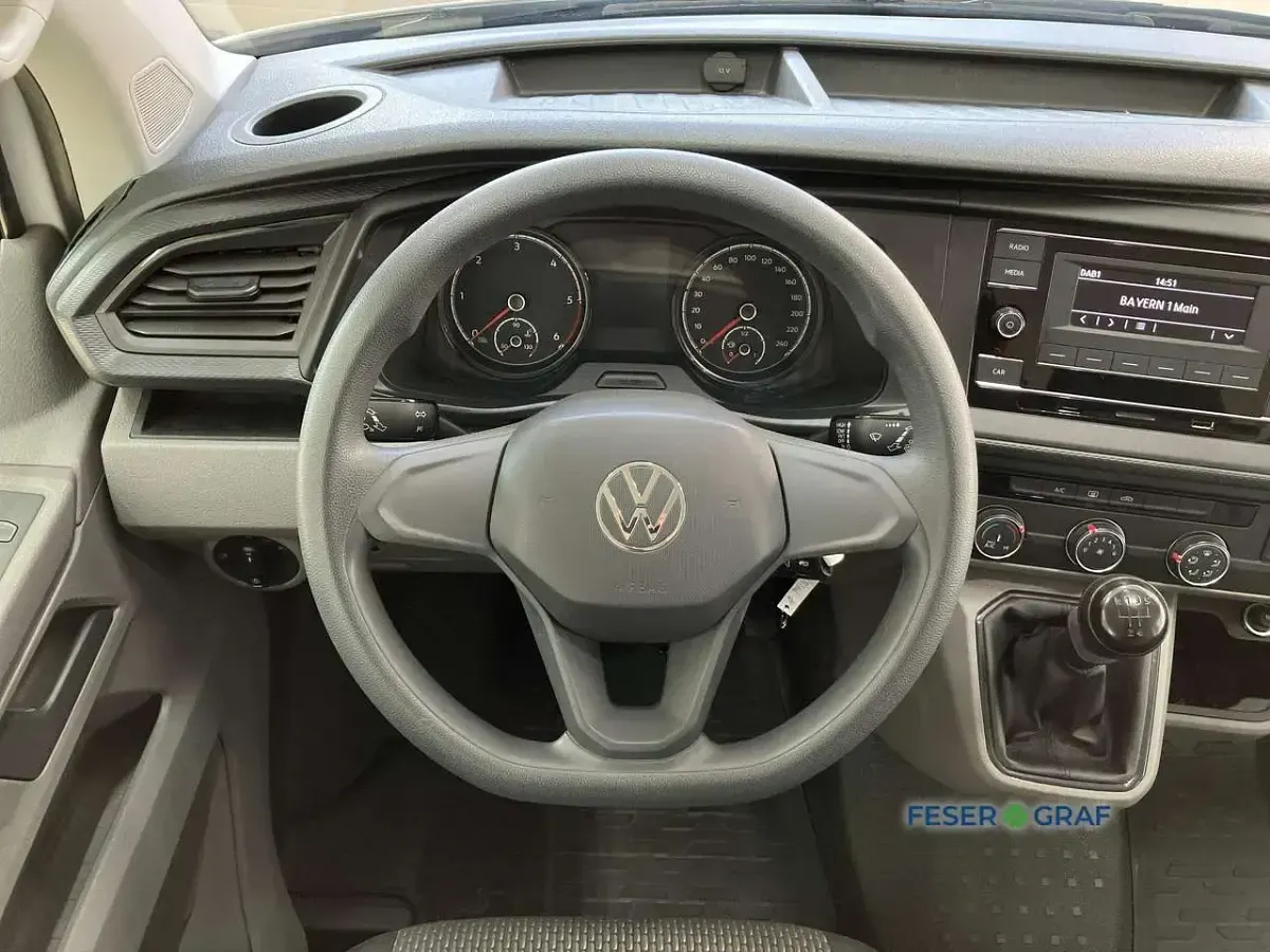 Second-hand VW Transporter 110 CP (80 kW) 2021 Alb Van