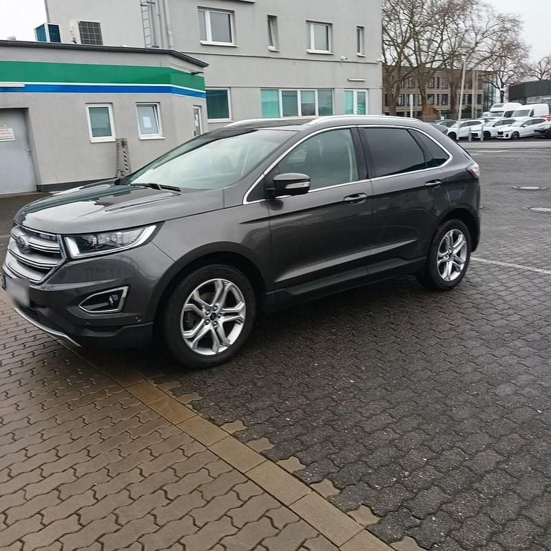 Käytetty Ford Edge Titanium 209 HP (153 kW) 2018 Harmaa Katumaasturi