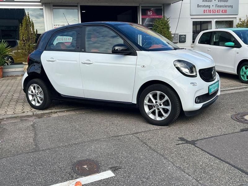 Gebraucht Smart ForFour Basis 90 PS (66 kW) 2015 Weiß Kleinwagen