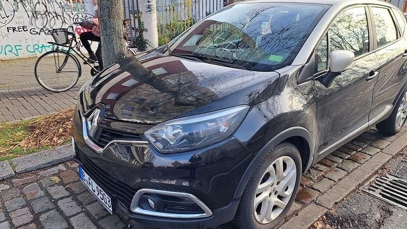Gebraucht Renault Captur Experience 90 PS (66 kW) 2015 Schwarz SUV