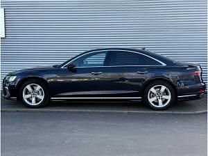 Gebraucht Audi A8 340 PS (250 kW) 2022 Blau (firmamentblau metallic) Limousine