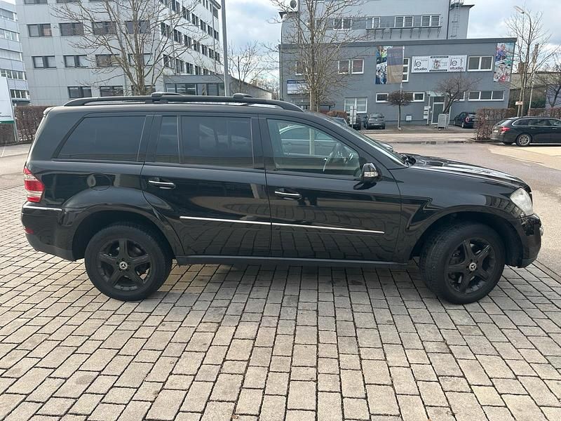 Gebraucht Mercedes GL320 224 PS (164 kW) 2009 Schwarz SUV