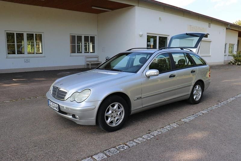 Silber Gebraucht 2005 Mercedes C180 Kombi | 2.300 € (Guter Preis) - Bild 1/4