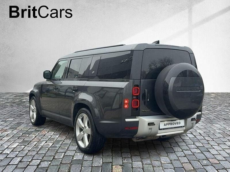 Gebraucht Land Rover Defender First Edition 301 PS (221 kW) 2022 Grau SUV