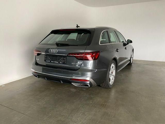 Gebraucht Audi A4 S-Line 204 PS (150 kW) 2024 Grau Kombi