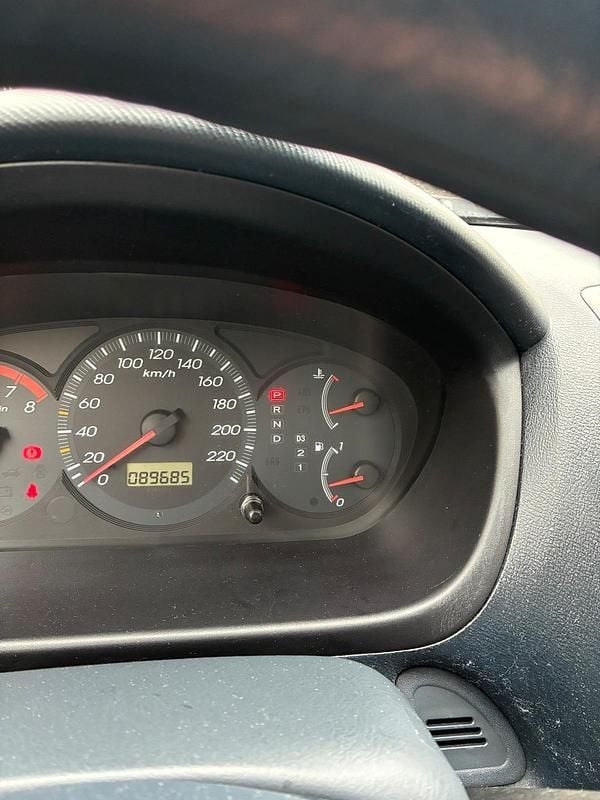 Gebraucht Honda Civic 110 PS (80 kW) 2003 Silber Kleinwagen