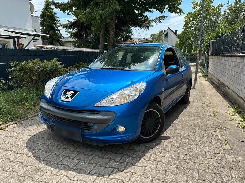 Blau Gebraucht 2009 Peugeot 206+ Kleinwagen | 2.050 € (Fairer Preis) - Bild 1/4