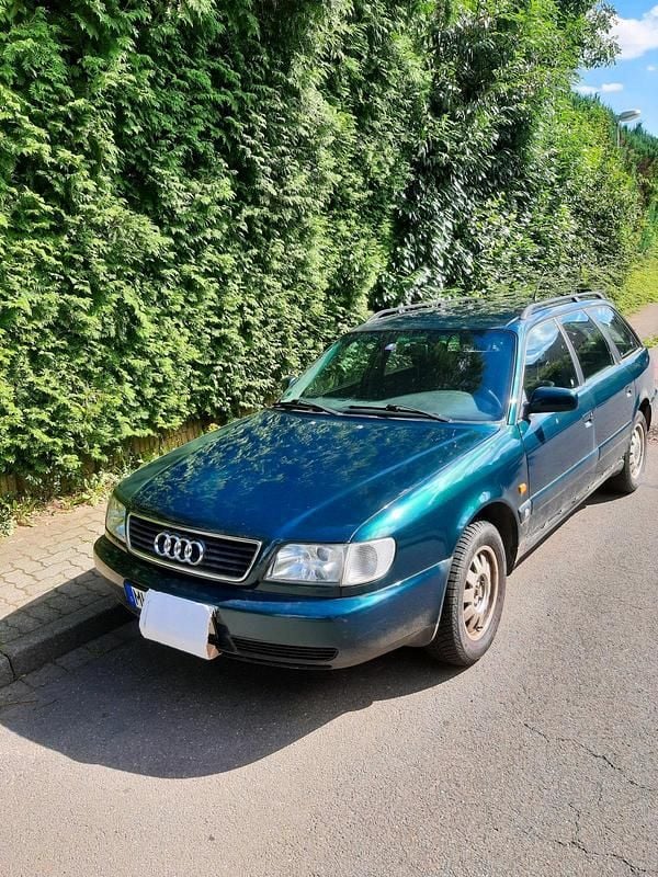 Grün Gebraucht 1997 Audi A6 Kombi | 1.100 € - Bild 1/4