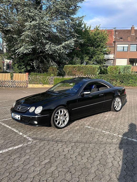 Schwarz Gebraucht 2003 Mercedes CL500 Coupé | 11.490 € (Teuer) - Bild 1/4
