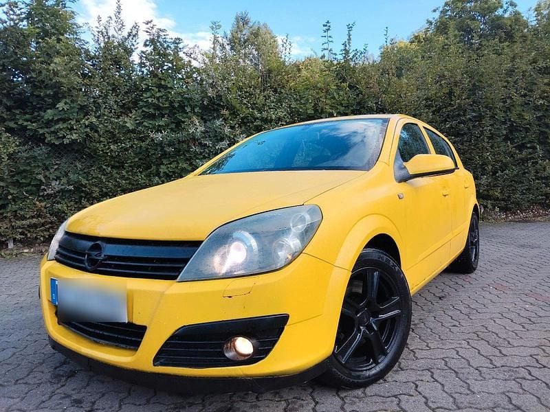 Gebraucht 2004 Opel Astra Limousine | 1.500 € (Guter Preis) - Bild 1/4