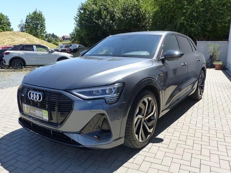 Gebraucht Audi e-tron S-Line 300 kW (408 PS) 2023 Grau SUV