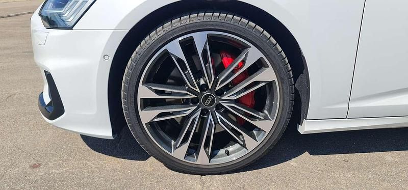 Gebraucht Audi A6 S-Line 367 PS (269 kW) 2024 Weiß Kombi