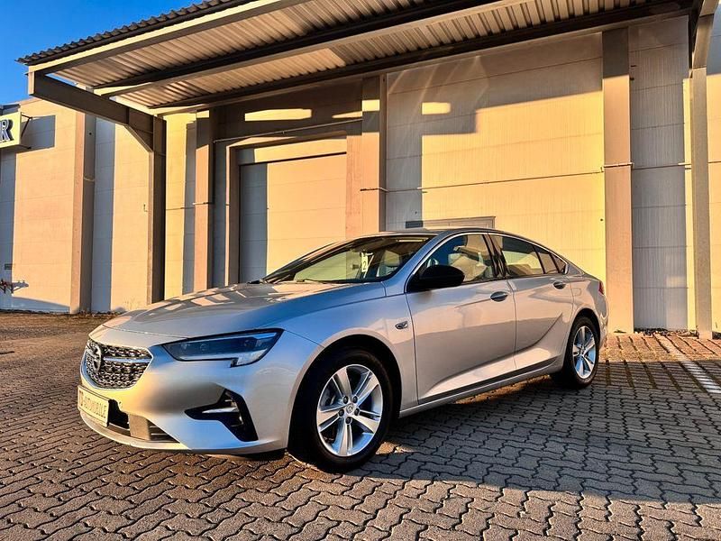 Gebraucht Opel Insignia Elegance 174 PS (127 kW) 2021 Silber Kombi