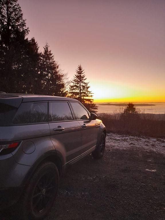 Grau Gebraucht 2014 Land Rover Range Rover evoque Pure SUV | 12.999 € (Fairer Preis) - Bild 1/4