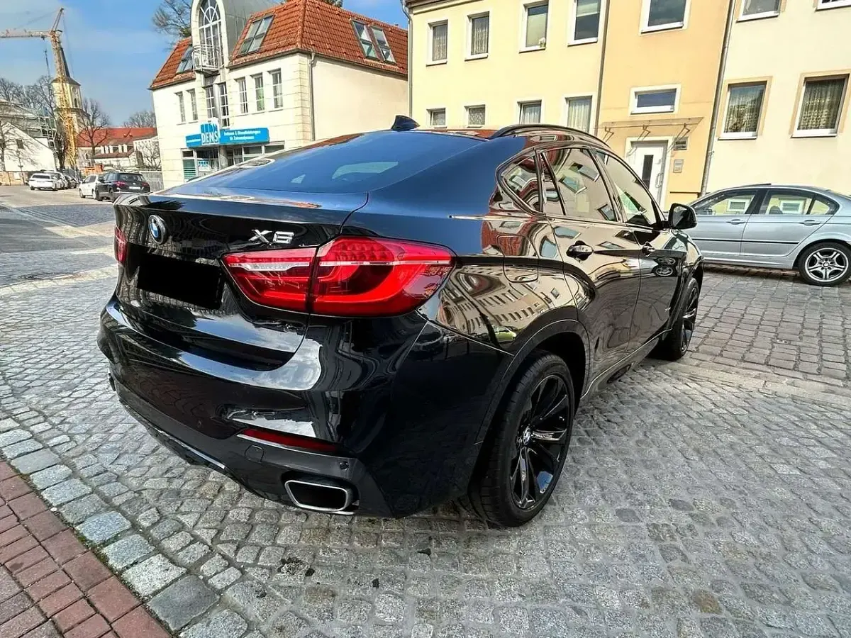 Gebraucht BMW X6 M Sport 258 PS (189 kW) 2017 Black sapphire metallic SUV