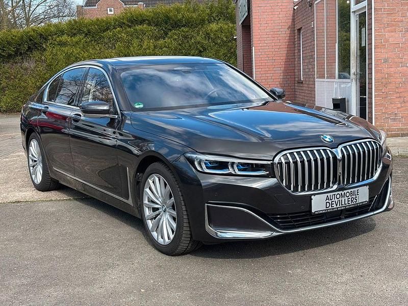 Gebraucht BMW 740 340 PS (250 kW) 2020 Grau Limousine