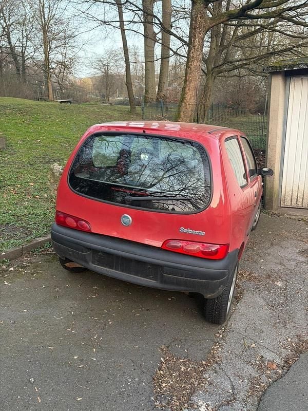 Gebraucht Fiat Seicento 54 PS (39 kW) 2005 Rot Kleinwagen