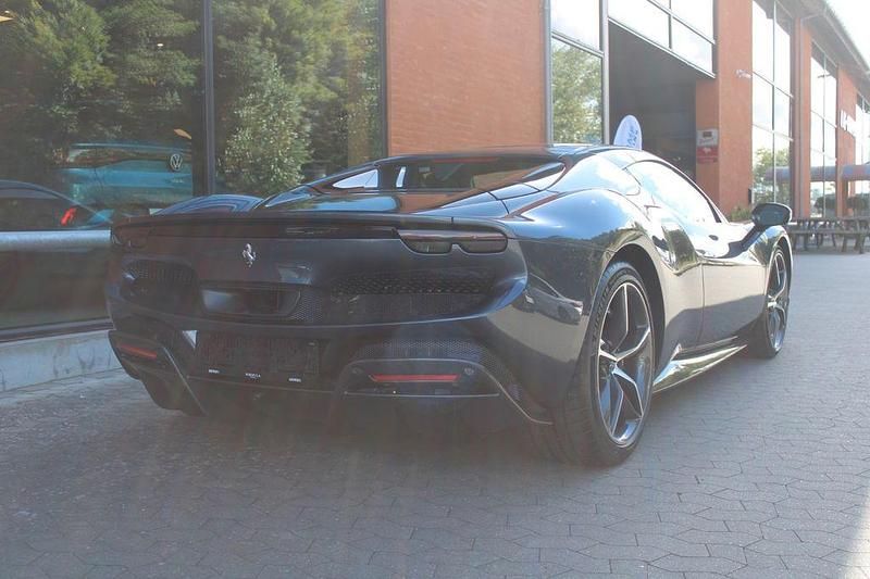 Neu Ferrari 296 829 PS (609 kW) 2025 Blau