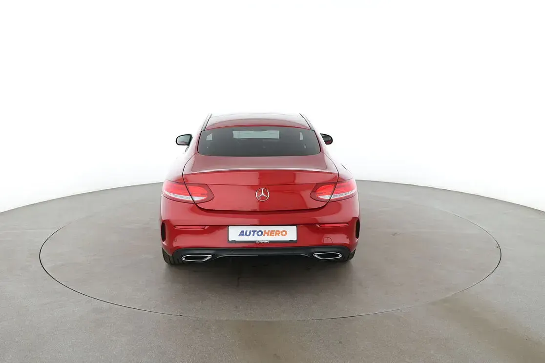 Gebraucht Mercedes C220 170 PS (125 kW) 2017 Rot Coupé