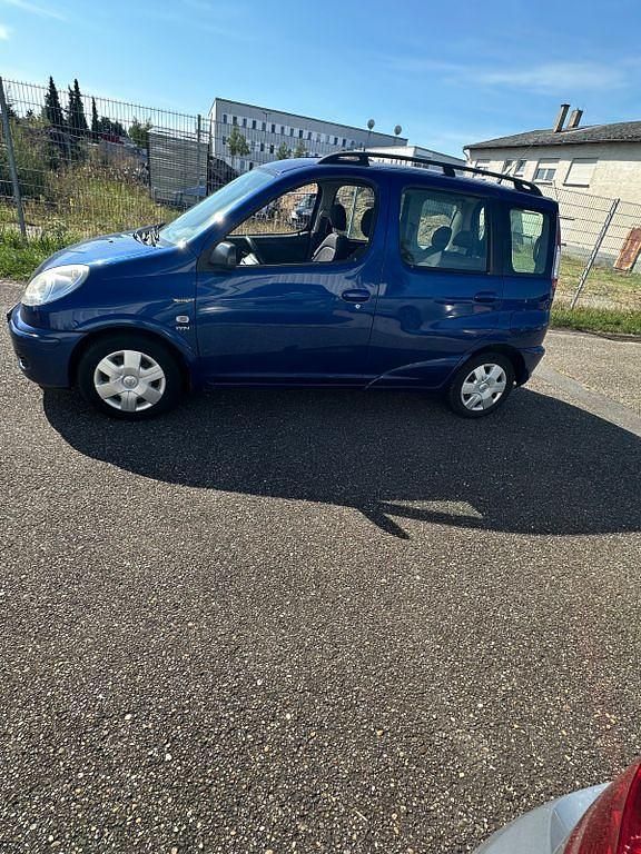 Blau Gebraucht 2006 Toyota Yaris Kombi | 3.299 € (Fairer Preis) - Bild 1/4