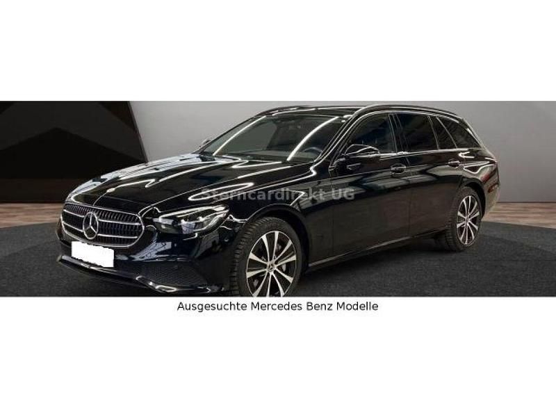 Gebraucht Mercedes E300 Avantgarde 320 PS (235 kW) 2021 Nachtschwarz hochglanz Kombi