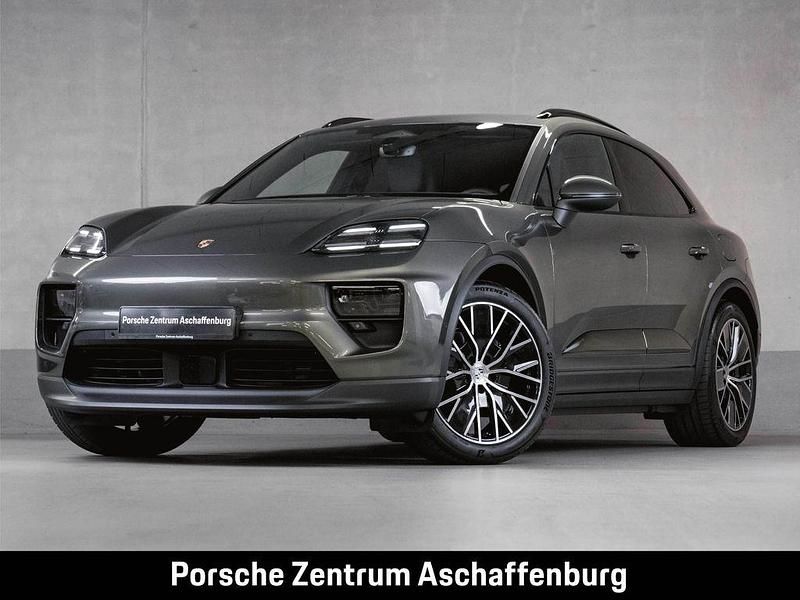 Grün Gebraucht 2025 Porsche Macan 4 Electric Sport SUV | 86.999 € (Teuer) - Bild 1/4