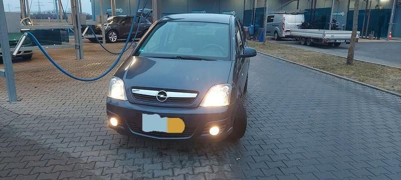 Gebraucht Opel Meriva 105 PS (77 kW) 2009 Schwarz Van / Kleinbus