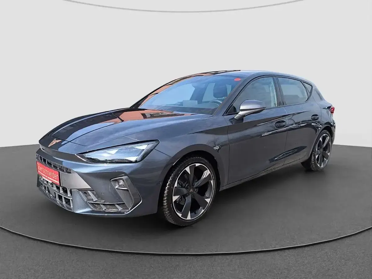 Usata Cupra Leon 150 CV (110 kW) 2025 Grigio Berlina